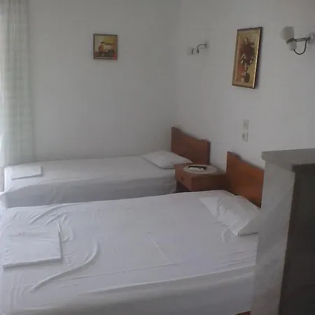 Stella Apartments And Studios *